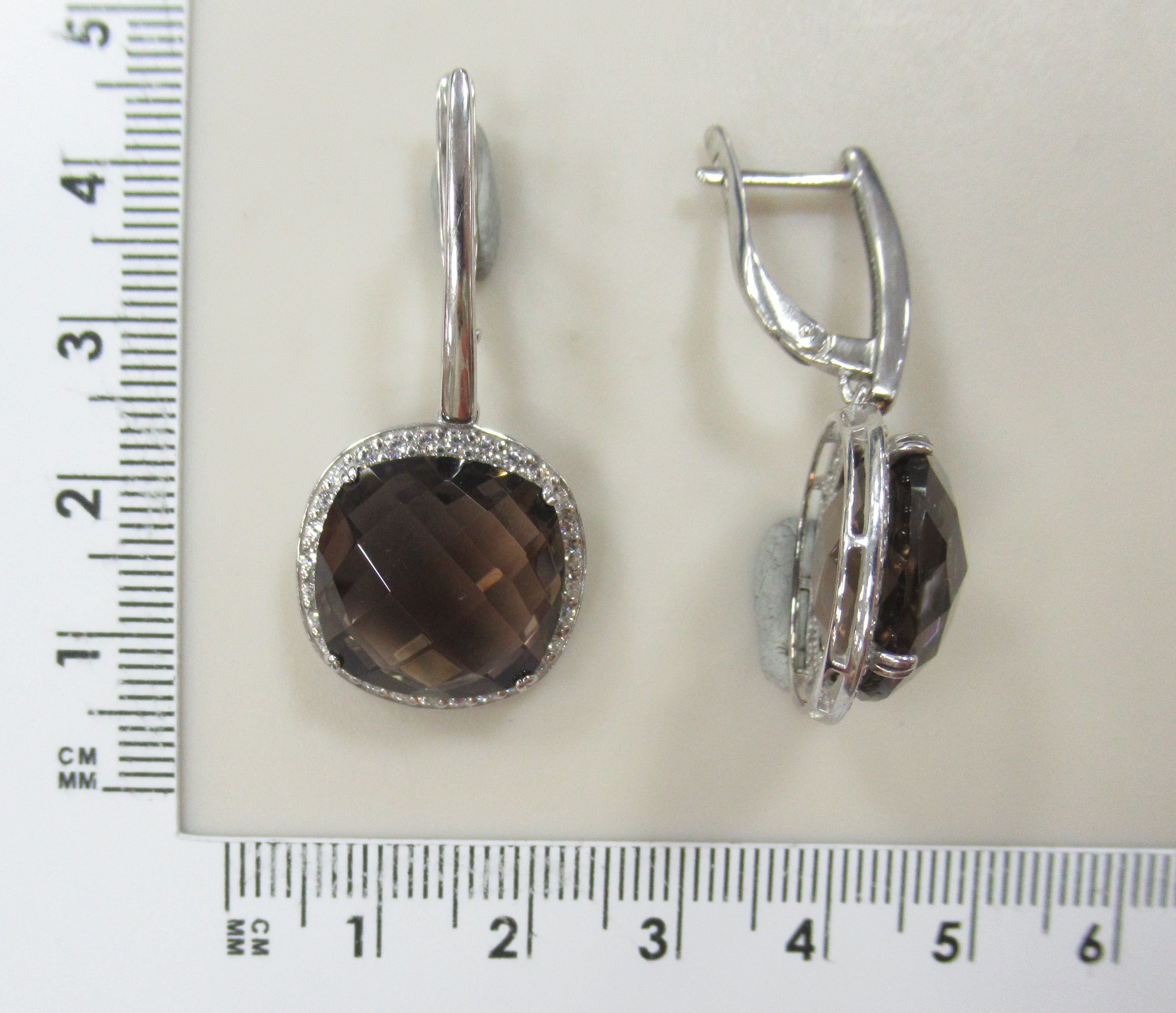 Серебряные серьги с раухтопазами